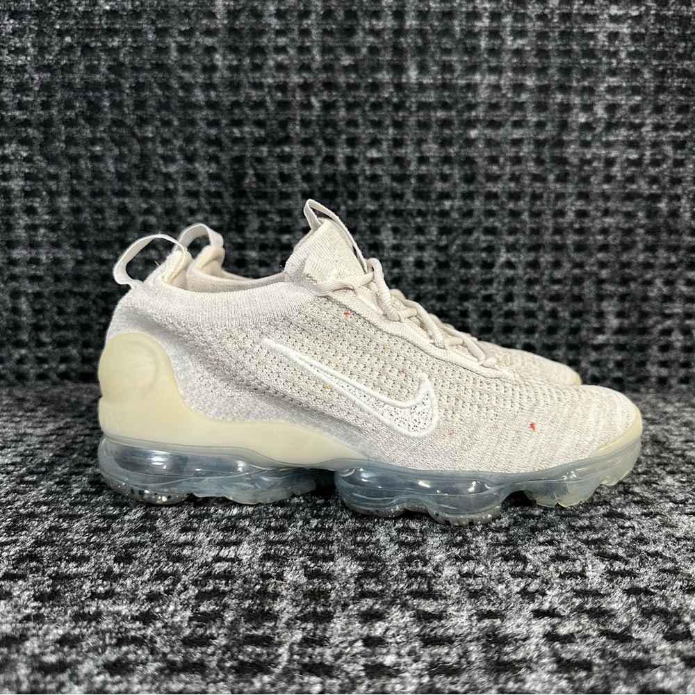 Nike Air VaporMax 2022 Flyknit Phantom Metallic Silver Women's 8.5